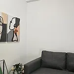 Life I Apartment *